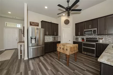 Kitchen - 2078 Viva Rd, Bryan, TX 77807 photo 1 of 3