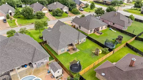 View/Area - 2938 Ambrose Dr, Bryan, TX 77808 photo 2 of 3