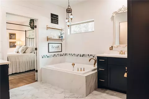 Bath - 5036 Glory Rd, Bryan, TX 77808 photo 1 of 7