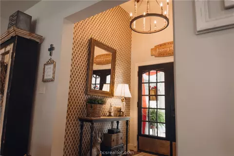 Entry Way - 5036 Glory Rd, Bryan, TX 77808 photo 1 of 7
