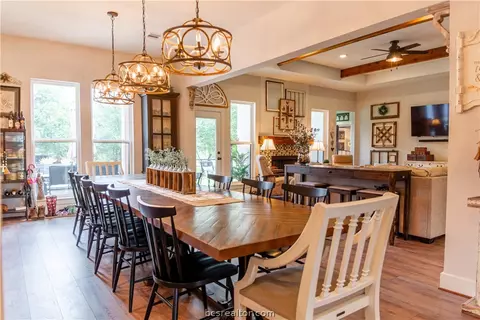 Dining - 5036 Glory Rd, Bryan, TX 77808 photo 3 of 4