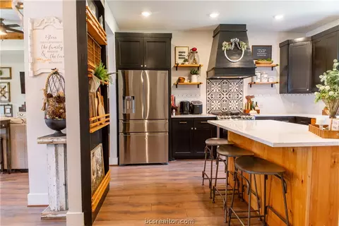 Kitchen - 5036 Glory Rd, Bryan, TX 77808 photo 2 of 4
