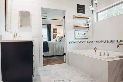 Bath - 5036 Glory Rd, Bryan, TX 77808 photo 5 of 7