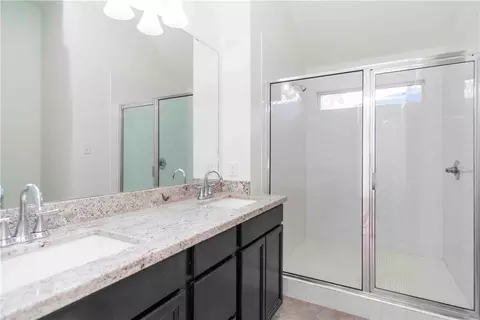 Bath - 811 Dansby St, Bryan, TX 77803 photo 1 of 4