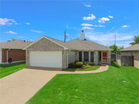 2637 Trophy Dr, Bryan, TX 77802