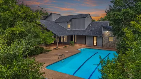 3004 Brothers Blvd, College Station, TX 77845