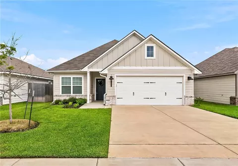 2805 Buccaneer Trl, Bryan, TX 77803