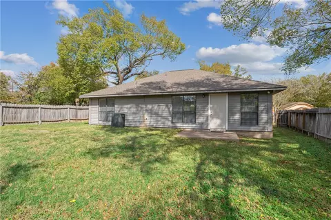 Exterior - 1003 E 24th St, Bryan, TX 77803 photo 3 of 3