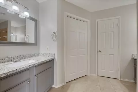 Bath - 1003 E 24th St, Bryan, TX 77803 photo 1 of 3
