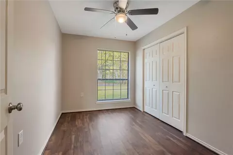 Bedroom - 1003 E 24th St, Bryan, TX 77803 photo 2 of 3