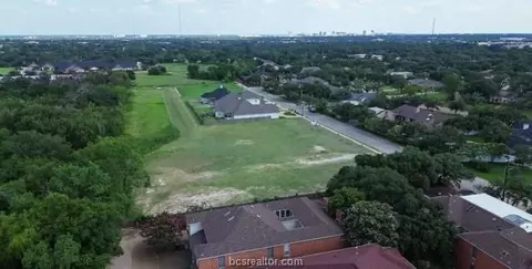 1612 Bennett St, Bryan, TX 77802 photo 3