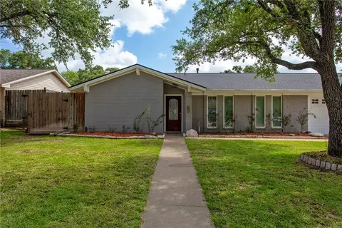 1817 Laura Ln, College Station, TX 77840