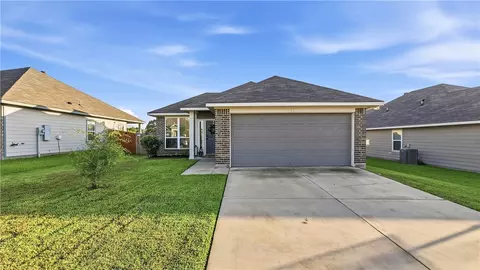 2707 Redcap St, Bryan, TX 77803