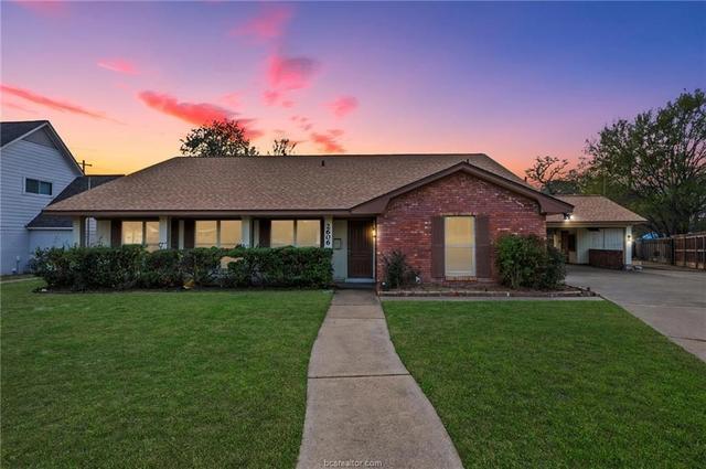 2606 Melba Cir, Bryan, TX 77802