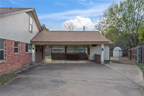 Exterior - 2606 Melba Cir, Bryan, TX 77802 photo 2 of 7