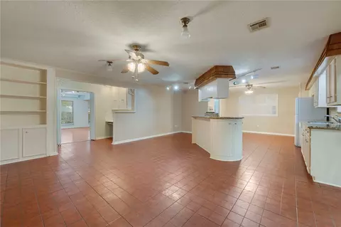 Living - 2606 Melba Cir, Bryan, TX 77802 photo 8 of 8