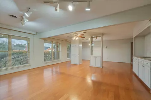 Living - 2606 Melba Cir, Bryan, TX 77802 photo 3 of 8