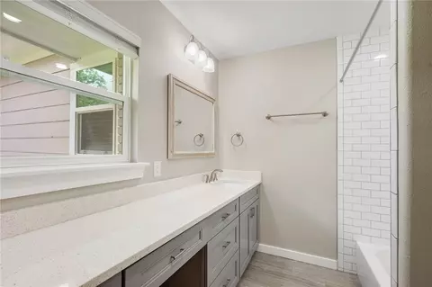 Bath - 304 Dunn St, Bryan, TX 77801 photo 2 of 6