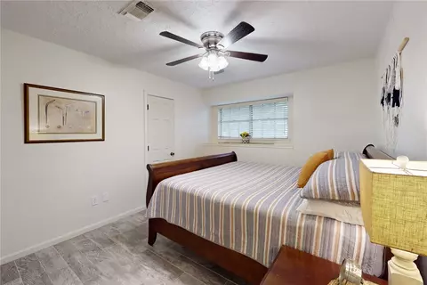 Bedroom - 2400 Barak Ln, Bryan, TX 77802 photo 5 of 6