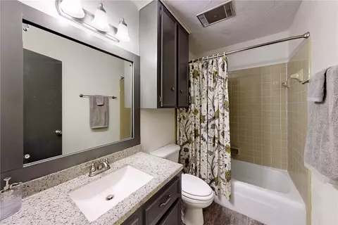 Bath - 2400 Barak Ln, Bryan, TX 77802 photo 2 of 2