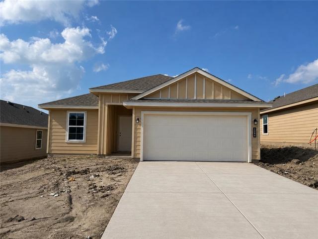 1232 Hickory Grove St, Brenham, TX 77833