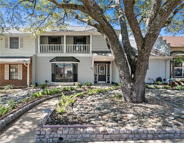 904 Bob White St, Bryan, TX 77802