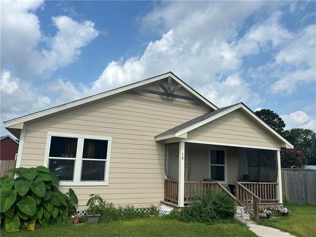 15 Lenora Dr, Hearne, TX 77859