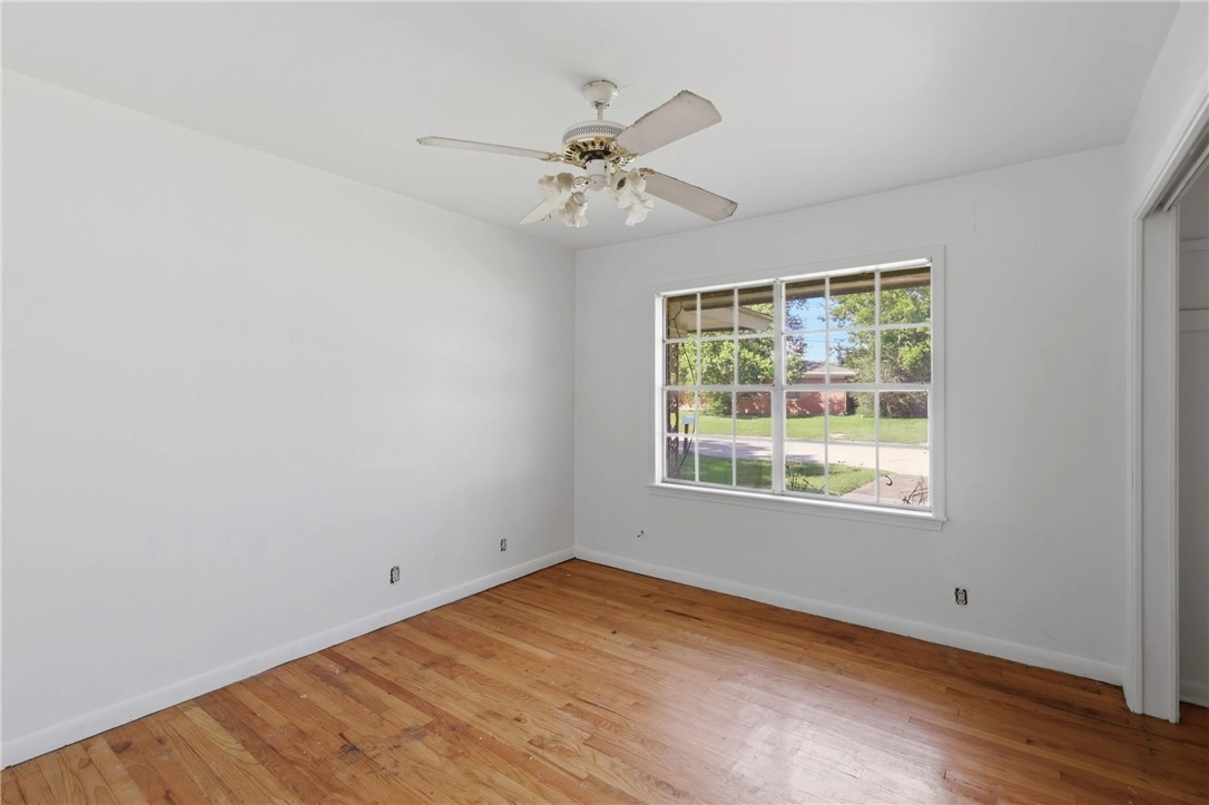 2302 Franklin Dr, Bryan, TX 77801 photo 10