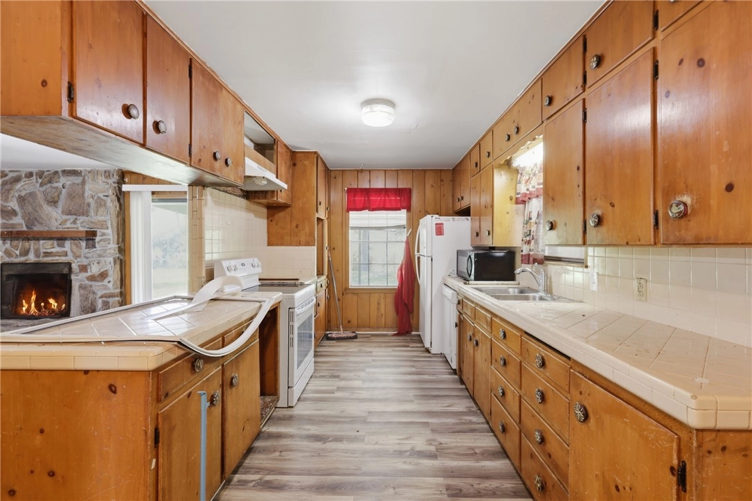 2302 Franklin Dr, Bryan, TX 77801 photo 7