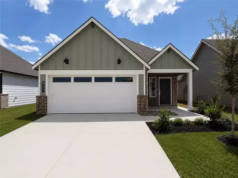 885 Lady Bird Ln, College Station, TX 77845