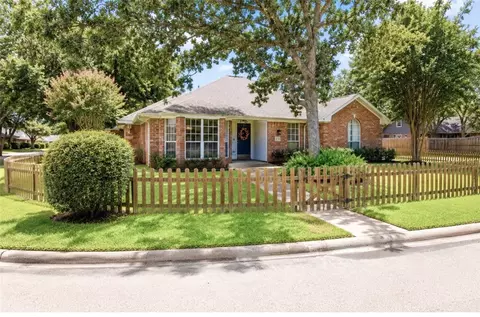 1518 Jasmine Court Ct, College Station, TX 77845