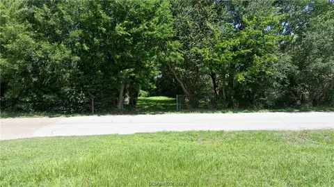 142 Watson St, Bryan, TX 77801 photo 4