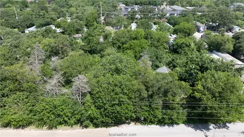 142 Watson St, Bryan, TX 77801 photo 5