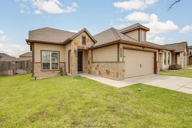2103 Markley Dr, Bryan, TX 77807