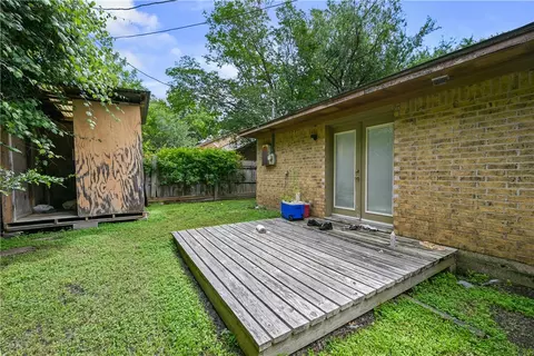 Exterior - 2800 1001 1003 1005 Forest Bend Dr, Bryan, TX 77801 photo 3 of 3