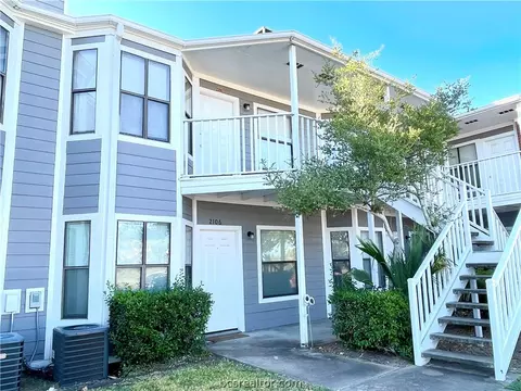 4441 Old College 2206, Bryan, TX 77801