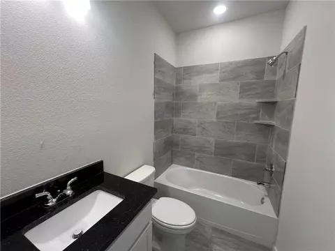 Bath - 1907 Viva Rd, Bryan, TX 77807 photo 3 of 4