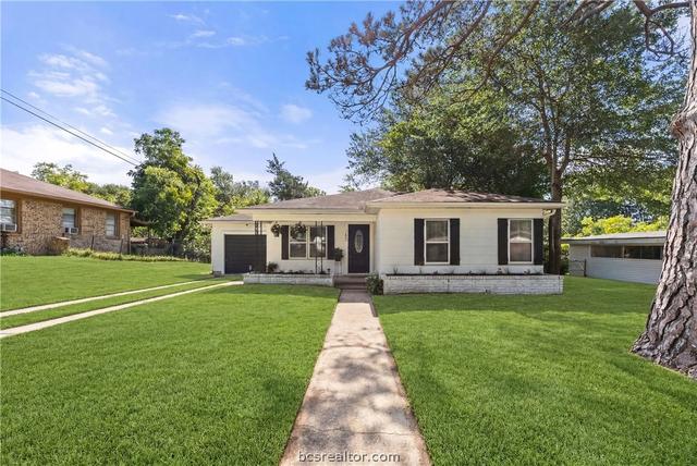 205 Hampshire Dr, Brenham, TX 77833