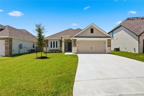 1388 Kingsgate Dr, Bryan, TX 77807