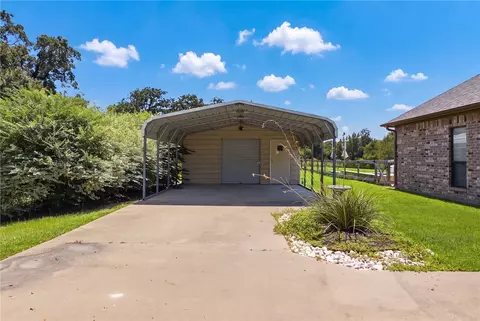 Exterior - 8700 Tejas Ranch Loop, Bryan, TX 77808 photo 10 of 11