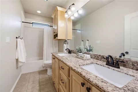 Bath - 8700 Tejas Ranch Loop, Bryan, TX 77808 photo 6 of 7