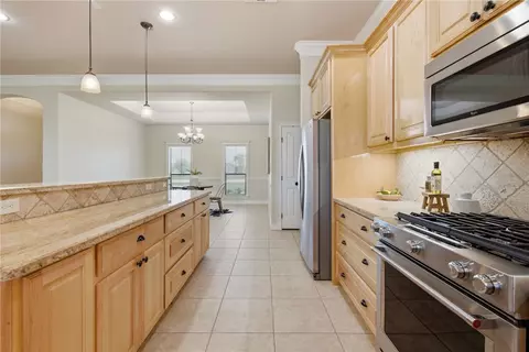 Kitchen - 8700 Tejas Ranch Loop, Bryan, TX 77808 photo 4 of 8