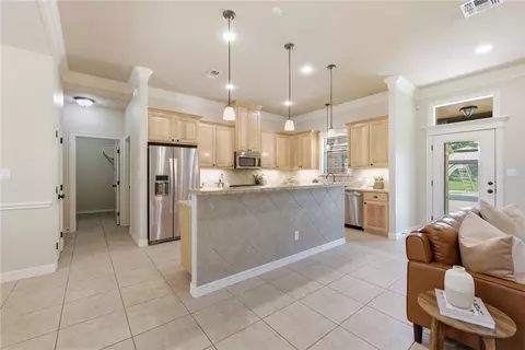 Kitchen - 8700 Tejas Ranch Loop, Bryan, TX 77808 photo 6 of 8