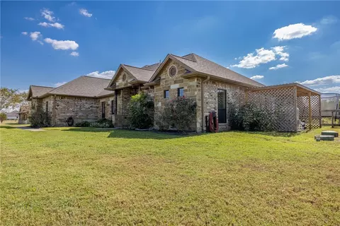 8700 Tejas Ranch Loop, Bryan, TX 77808 photo 2