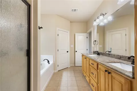 8700 Tejas Ranch Loop, Bryan, TX 77808 photo 15
