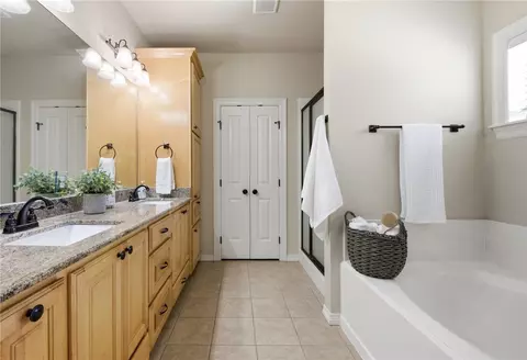 Bath - 8700 Tejas Ranch Loop, Bryan, TX 77808 photo 2 of 7
