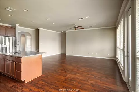 2924 Archer Dr, Bryan, TX 77808 photo 7
