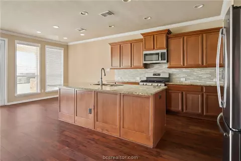 2924 Archer Dr, Bryan, TX 77808 photo 8
