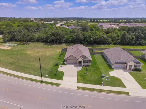 View/Area - 2042 Rock Ridge Ave, Bryan, TX 77807 photo 1 of 2