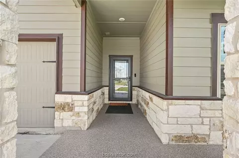 Exterior - 2042 Rock Ridge Ave, Bryan, TX 77807 photo 2 of 4